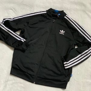 Adidas Bomber Jacket!!🌚🌺🌺🌺